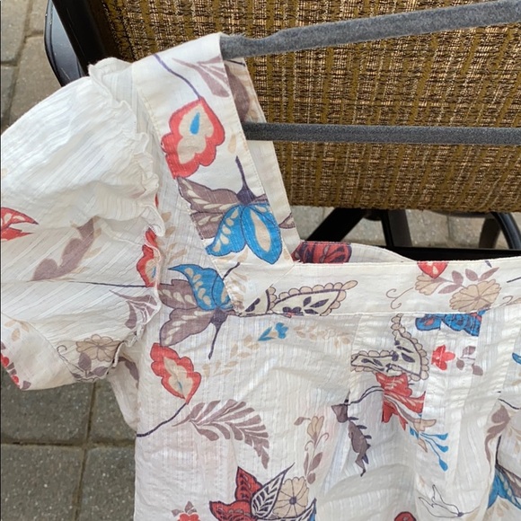 Floral guess blouse - Picture 1 of 3